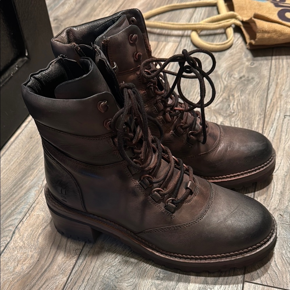 Bed|Stu ROAN women combat boots sz 8